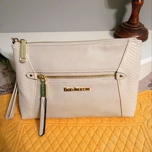 Enzo Angiolini® Wrislet Clutch